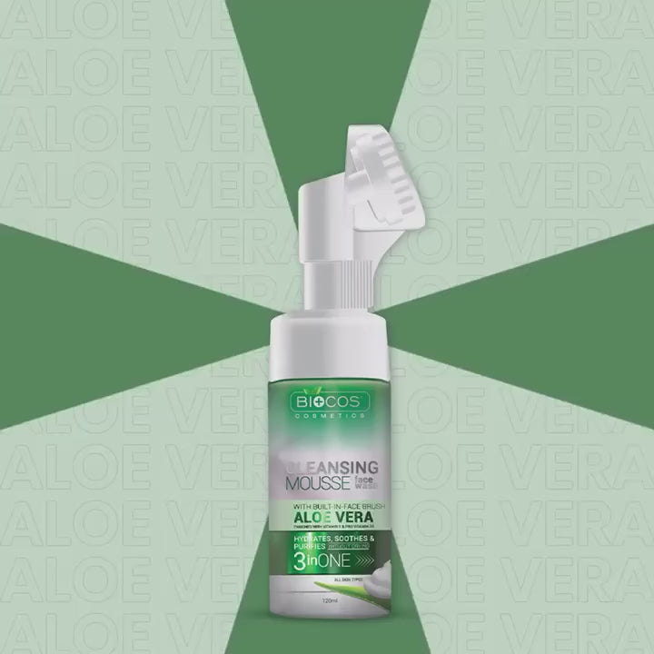Aloe Vera Face Wash Mousse - Refreshing Cleanser with Vitamin E & Pro-Vitamin B5, Deep Pore Cleansing, Hydrates & Fights Breakouts, Soft & Glowing Skin - 120ml